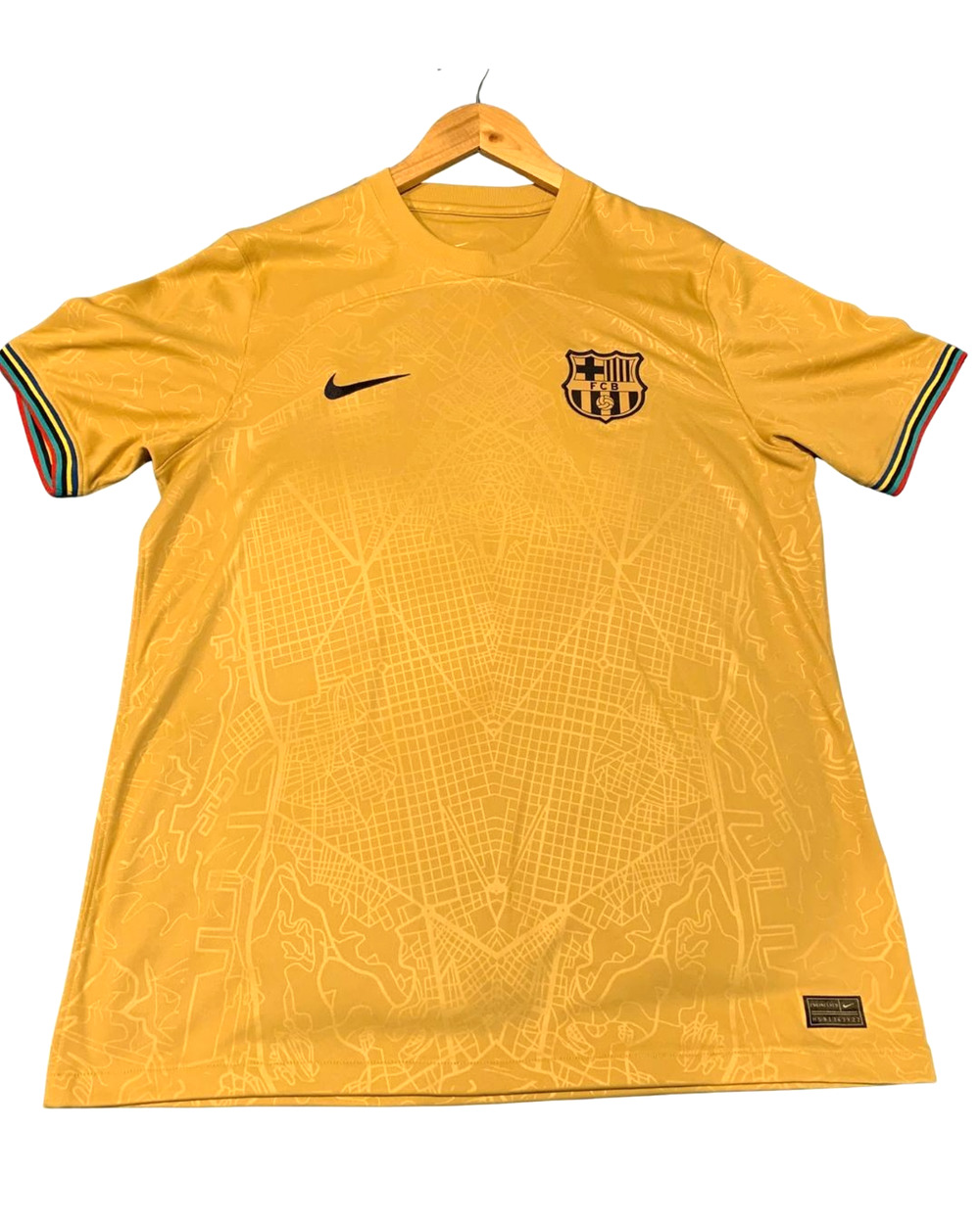 Nike Mens FC Barcelona Stadium Away Soccer Jersey 2022-23 Size L Gold Jacquard